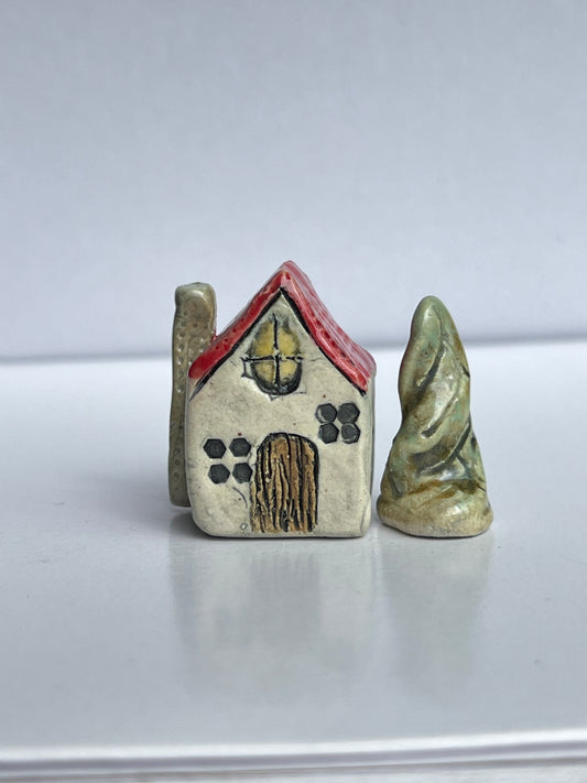 Ceramic House - Red Roof Collection with Tree